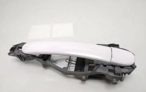 Volkswagen Golf V Front door exterior handle 1K0837885A 1K0837886A 3B0837207