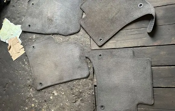 Porsche Cayenne (9PA) Car floor mat set 3223