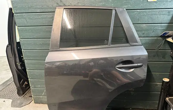 Mazda CX-5 Rear door