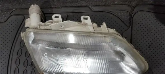 Renault Laguna I Headlight/headlamp 13996600re