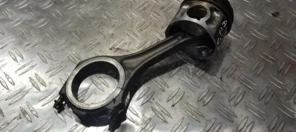 Audi A6 S6 C5 4B Piston with connecting rod