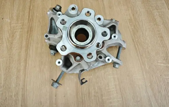 BMW 4 G22 G23 G24 G26 Rear wheel hub spindle/knuckle 6892521