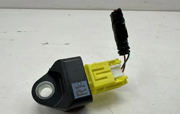 Toyota RAV 4 (XA50) Airbag deployment crash/impact sensor 8983142020