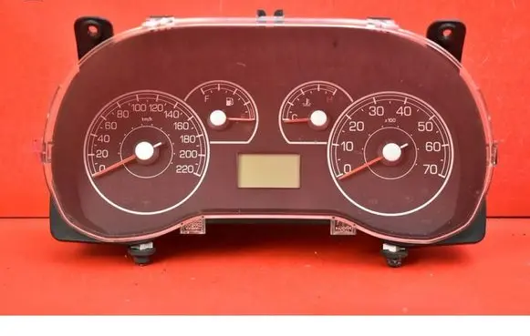 Speedometer (instrument cluster)