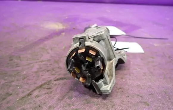 Skoda Fabia Mk2 (5J) Ignition lock 4B0905851C