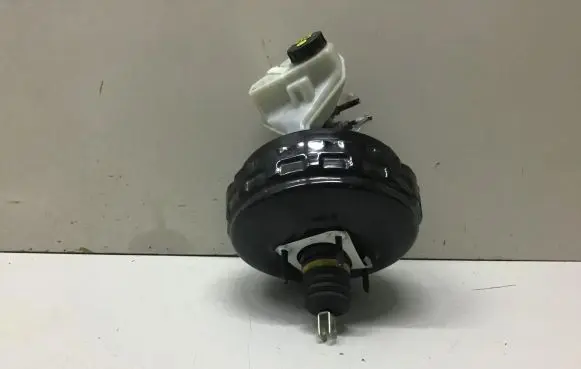 Volvo XC60 Brake booster 31400464