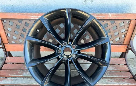 Jaguar F-Type R19 alloy rim 