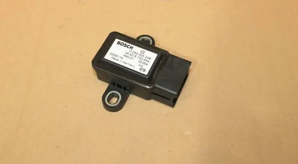 BMW X5 E53 ESP acceleration yaw rate sensor 6753694