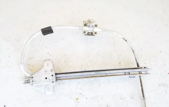 Renault Megane I Front door window regulator with motor 