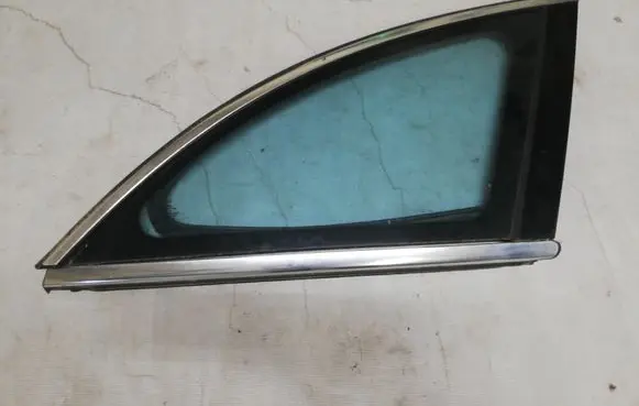 Mercedes-Benz R W251 Rear side window 2516905280 A2516702639