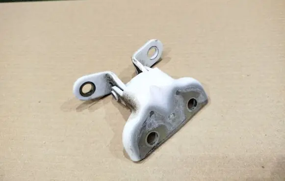 KIA Pro Cee'd III Front door upper hinge A046057