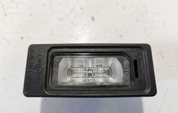 Audi Q7 4M Number plate light 4G0943021