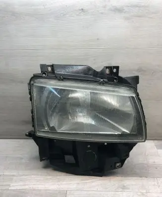 Volkswagen Transporter - Caravelle T4 Headlight/headlamp 7D1941010J 67723380