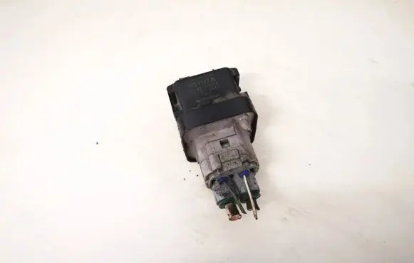 Toyota Corolla Verso E121 Glow plug pre-heat relay 2861067010 28610-67010