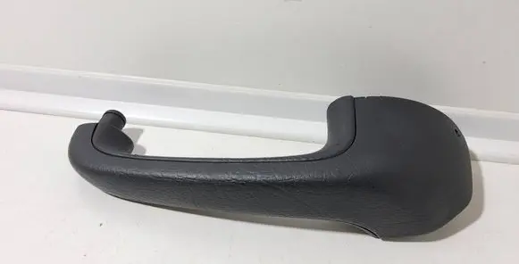 Audi A6 S6 C4 4A Front door interior handle trim 4A0867371