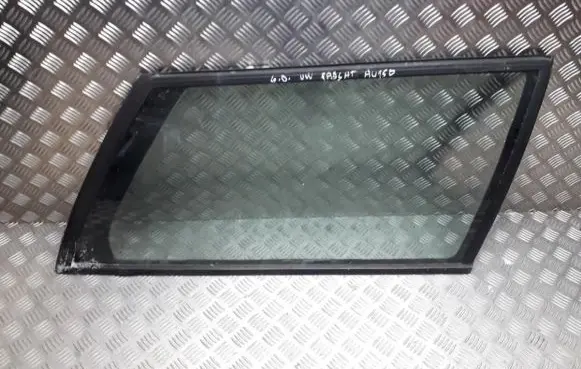 Volkswagen PASSAT B3 Rear side window