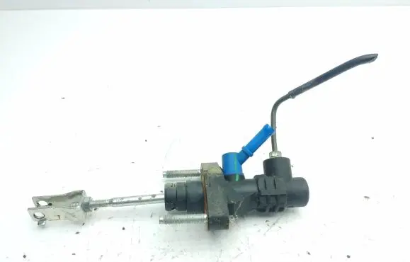 Toyota Corolla Verso AR10 Clutch master cylinder