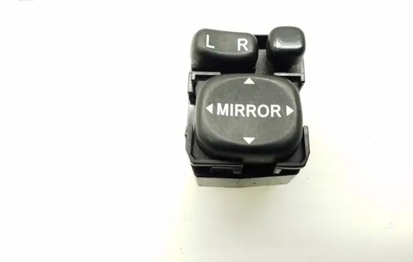 Toyota Avensis T250 Wing mirror switch 183575