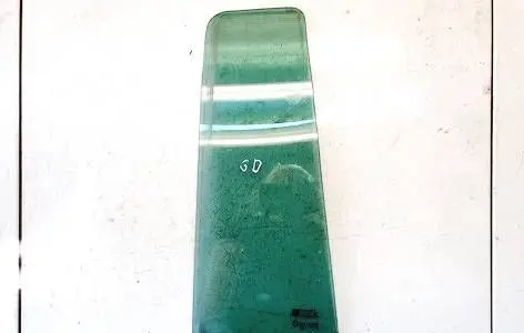 Opel Zafira B Rear vent window glass AS3M5236DOT682