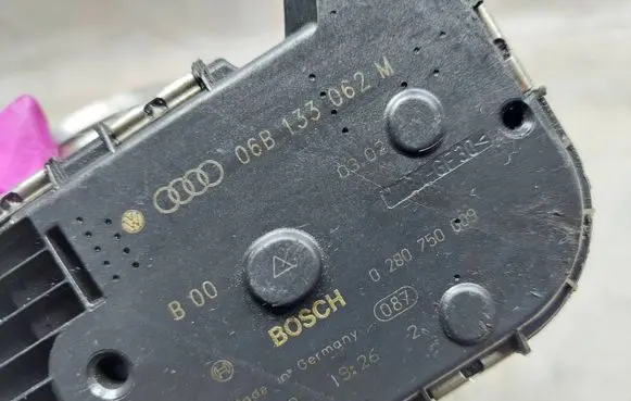 Audi A4 S4 B6 8E 8H Throttle valve 06B133062M 28319 0280750009