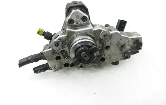Mercedes-Benz C AMG W203 Fuel injection high pressure pump 6460700401 0445010143 0928400604