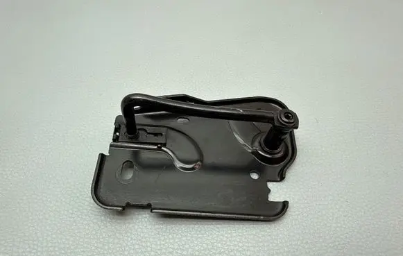 Volkswagen Arteon Shooting Brake Engine bonnet/hood lock/latch loop/hook 8S0823185D
