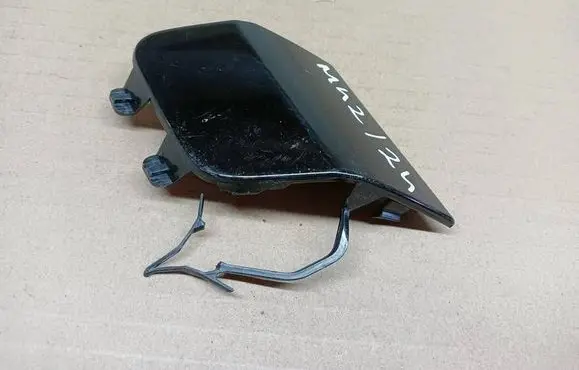 Audi A3 8Y Front tow hook cap/cover 8Y0807241E