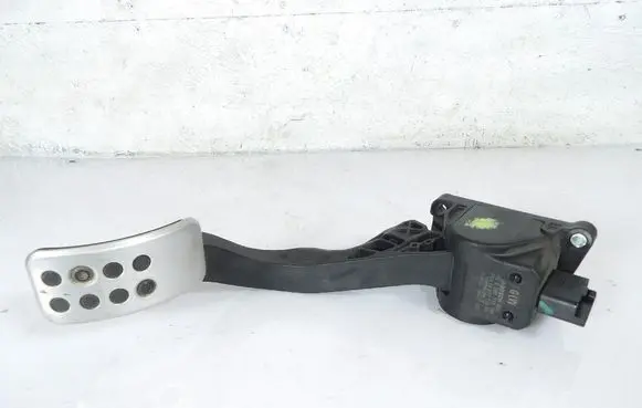 Citroen DS5 Accelerator throttle pedal 9687772080