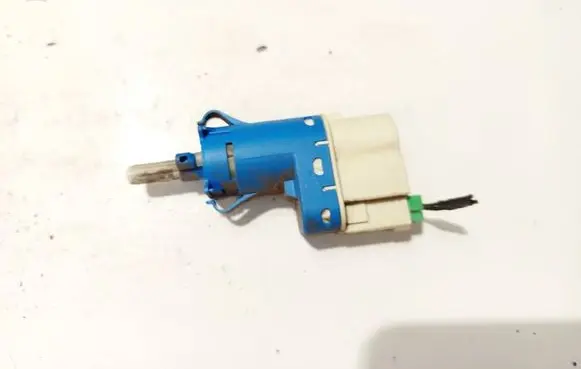 Brake pedal sensor switch