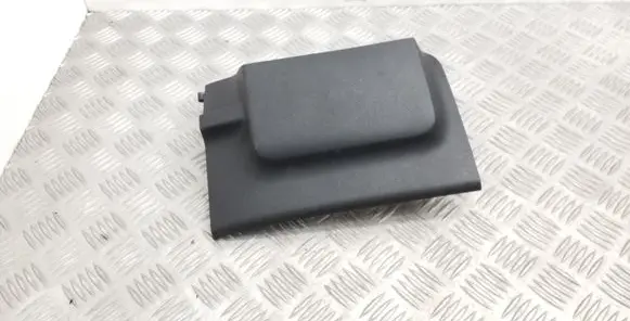 Volkswagen Polo V 6R Seat trim 6R0881097B