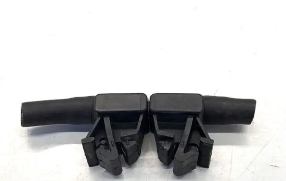 Citroen DS5 Windshield washer spray nozzle 