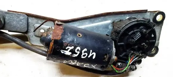 Citroen Xsara Wiper motor 0390241356