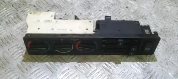 BMW 5 E34 Climate control unit 8351651 8351653