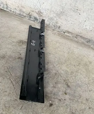 Volkswagen Touran III Trim molding 5TA839901
