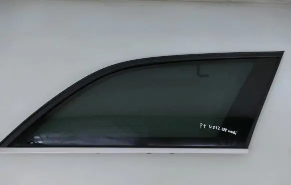 Mercedes-Benz E W212 Rear side window A2126702800