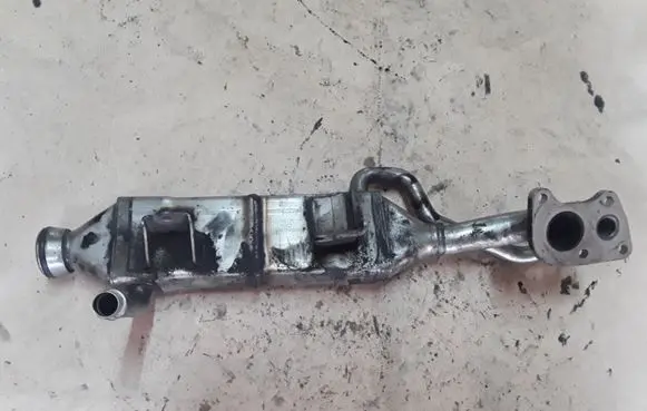 Jeep Grand Cherokee (WK) EGR valve cooler 16421400175 0517100482