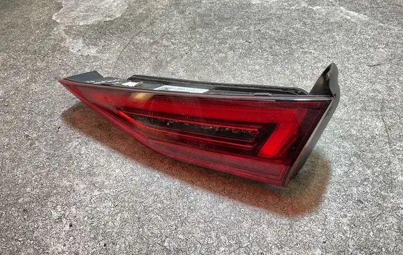 Audi A3 8Y Tailgate rear/tail lights 8Y0945308 0021360814