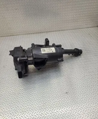 Volkswagen Passat Alltrack Thermostat/thermostat housing 05L907593A 05L121111S
