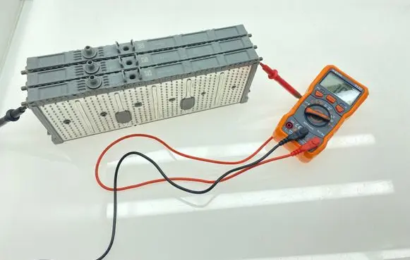Toyota Camry Hybrid / electric car battery 