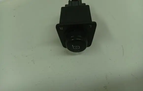 Opel Antara Wing mirror switch 