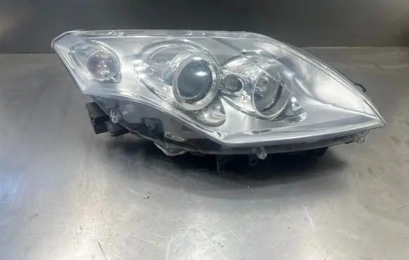 Renault Laguna III Headlight/headlamp 260100033R 89901833