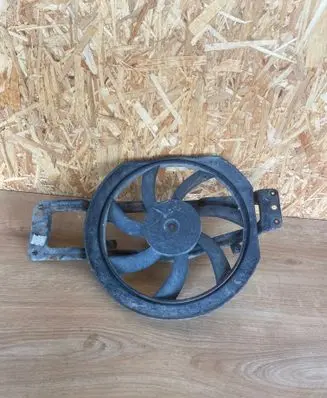 Renault Twingo I Electric radiator cooling fan 7700424840P 863321F MC1148