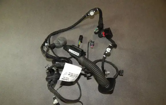 Audi A8 S8 D4 4H Rear door wiring loom 4H0971687AP