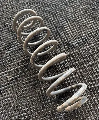 Volkswagen Jetta VI Rear coil spring