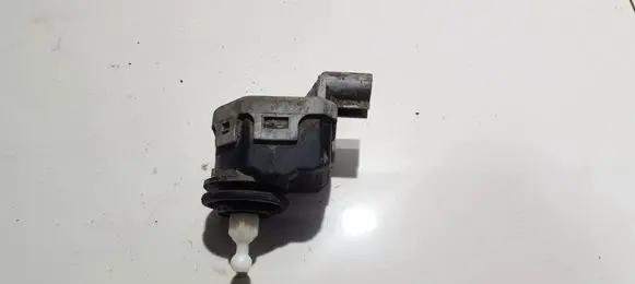 Opel Astra G Headlight level adjustment motor 90590665