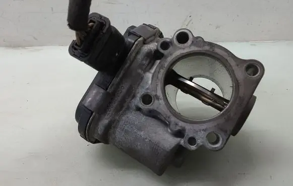 Peugeot 308 Throttle valve 28098656