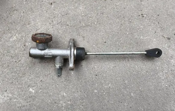 Chevrolet Captiva Clutch master cylinder 96625628