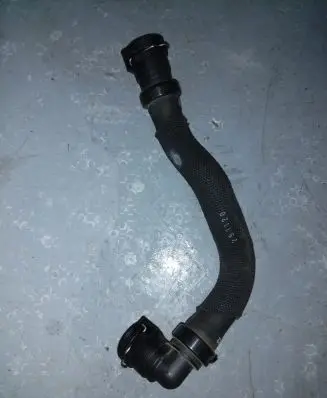 Peugeot 208 Engine coolant pipe/hose