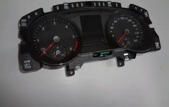 Volkswagen PASSAT B8 Speedometer (instrument cluster) 3G0920741C