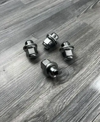 Toyota Yaris Cross Nuts/bolts 
